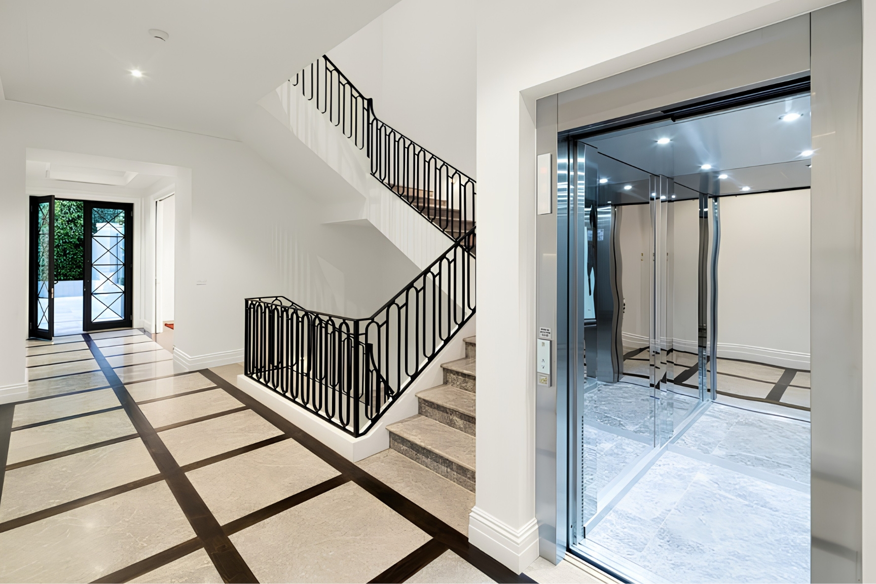 Elevator Boutique cabin with mirror walls and custom flooring